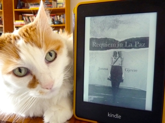 Snowy reads Requiem in La Paz